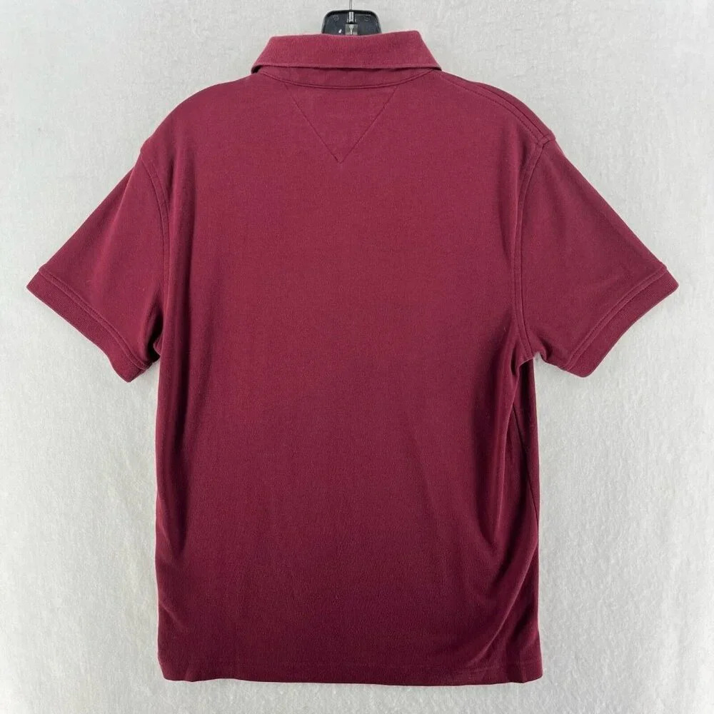 Tommy Hilfiger Polo Shirt Men's Sz M Maroon Custom Fit 2-Button Embroidered Logo - Picture 2 of 10